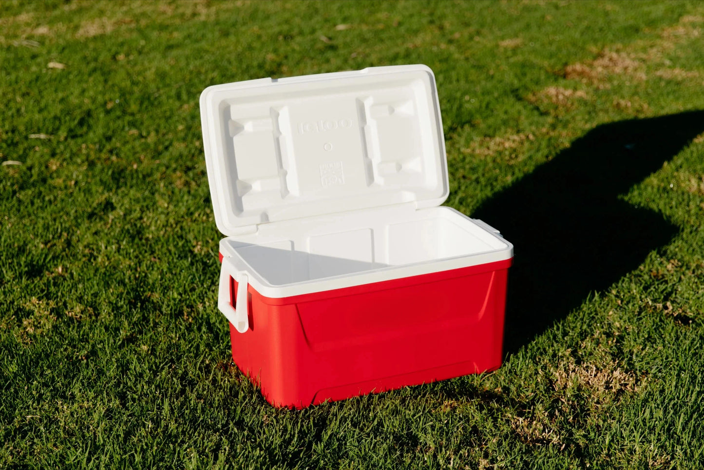 Red 48 Quart Outdoor Picnic Cooler Portable And Easy Clean